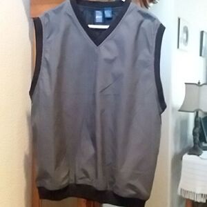 Janzen sleeveless sportswear.Golfing vest/ windbreaker. Men's large.NWOT